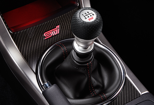 STI Shift Knob, Aluminium & Leather (6MT)